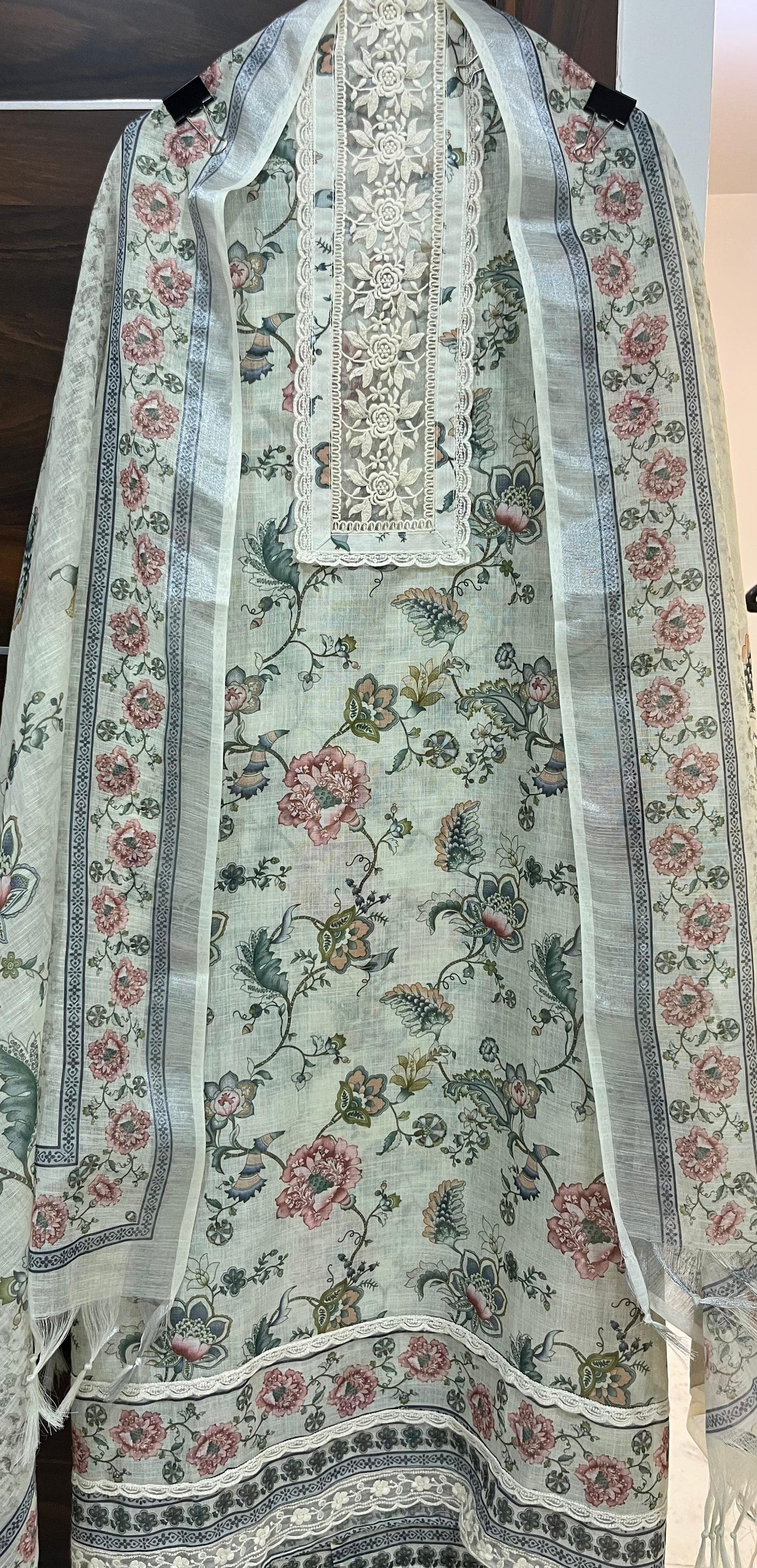 Blooming Elegance (Green base)