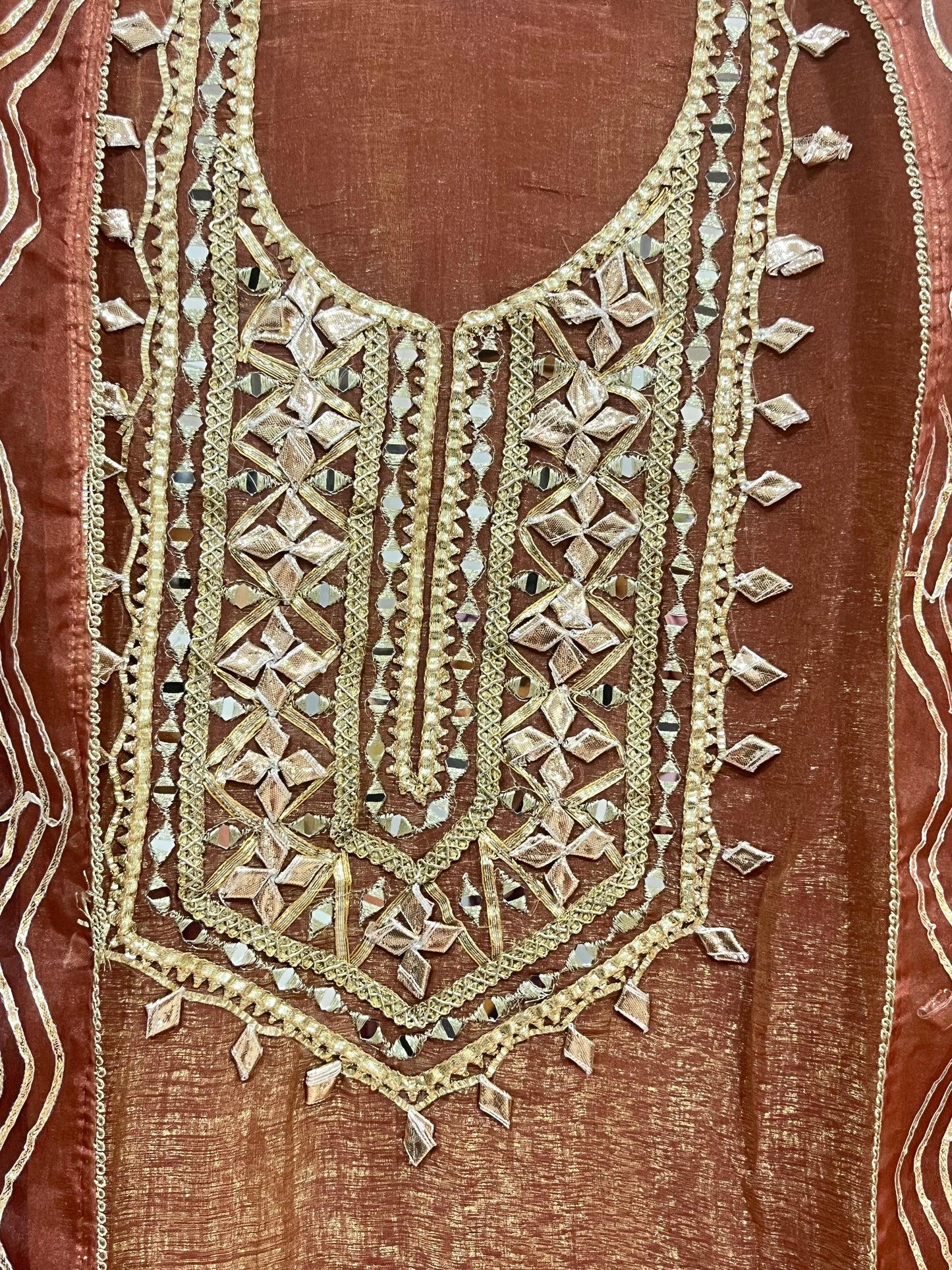 Gulnaar – Coral Red Tissue Elegance