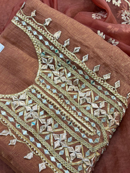 Gulnaar – Coral Red Tissue Elegance